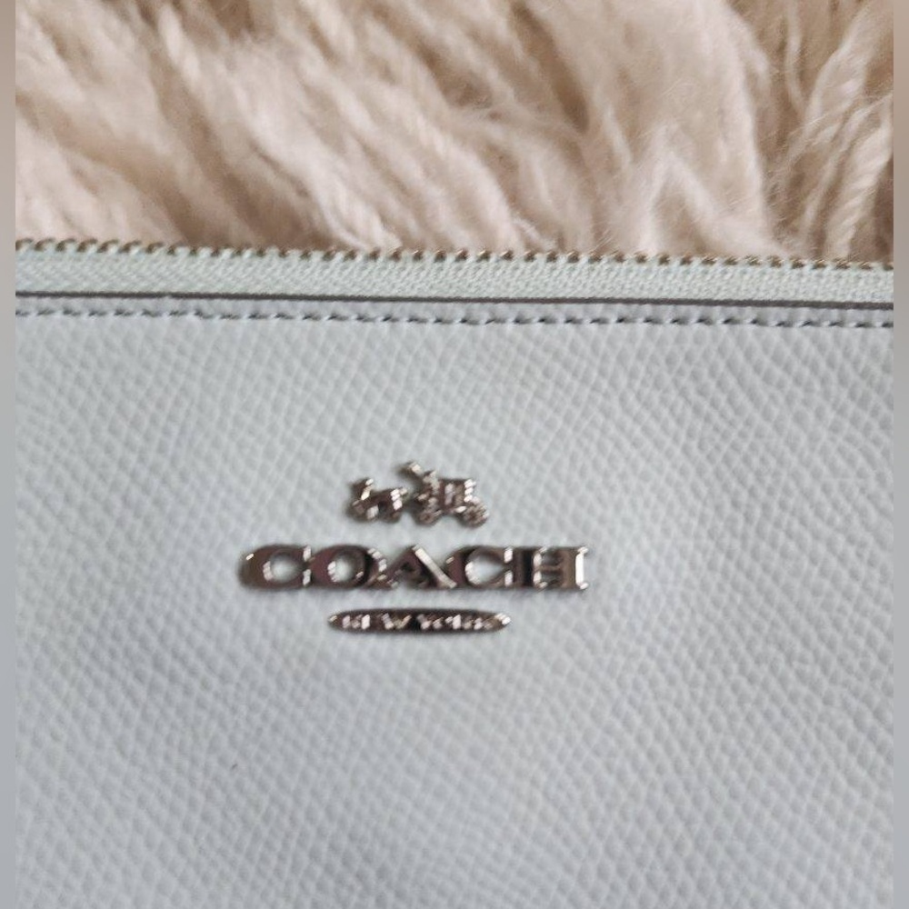 Coach EUC Crossbody bag mint green - Picture 2 of 10